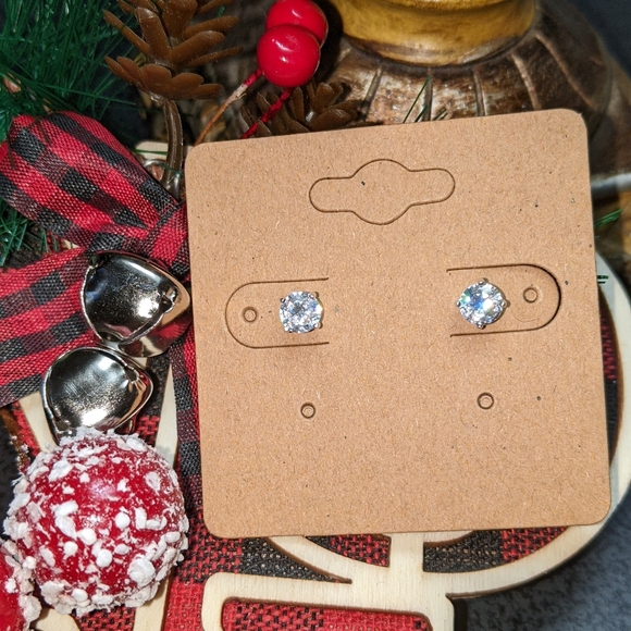 5mm Round Cubic Zirconia Earrings - Picture 3 of 3